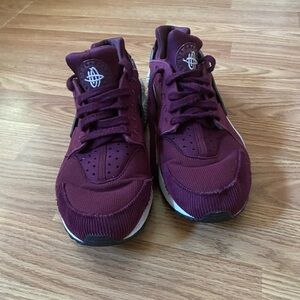 Burgundy Sneakers with Logo